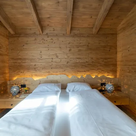 Zuestoll - Luxury & Bergblick